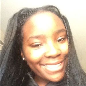 Meet your Posher, Micahshay